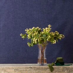 Florabundance Daffodil Vase -Dartington Crystal florabundance daffodil winter sq 306