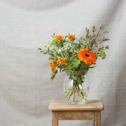 Florabundance Tulip Vase -Dartington Crystal florabundance tulip vase autumn sq 053