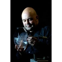 The Lion Fish - Large Vase Ed: 10 -Dartington Crystal nick engraving 6