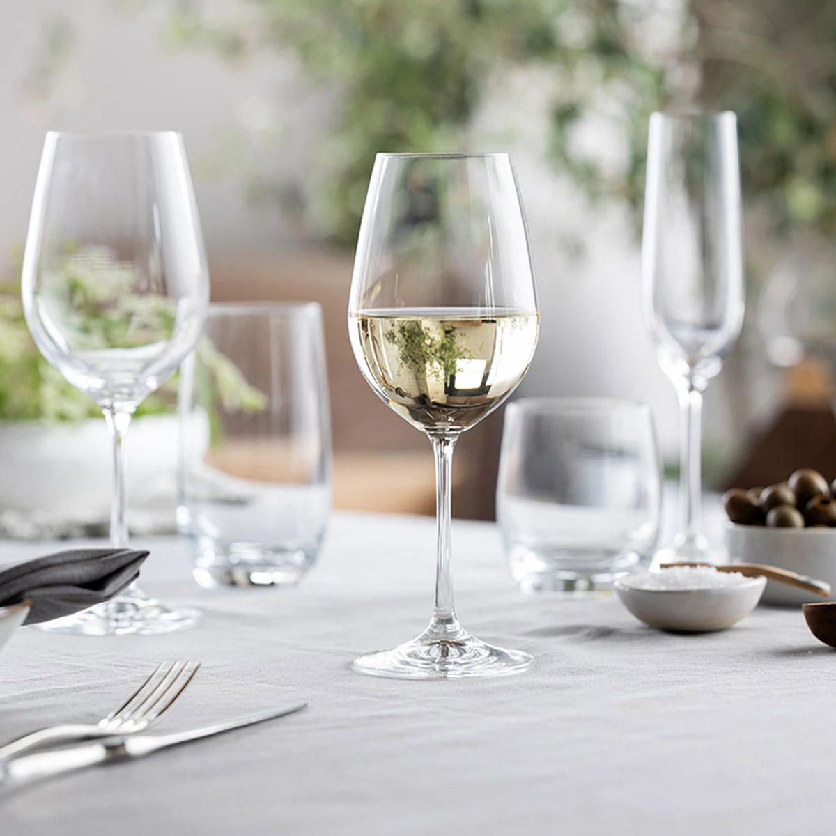 Wine & Dine White Wine, Set Of 6 5 Wine & Dine White Wine, Set Of 6 - Image 3